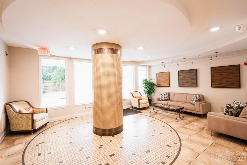 Property image 4 at 1000 Woodlawn Road, Charlotte, NC 28209