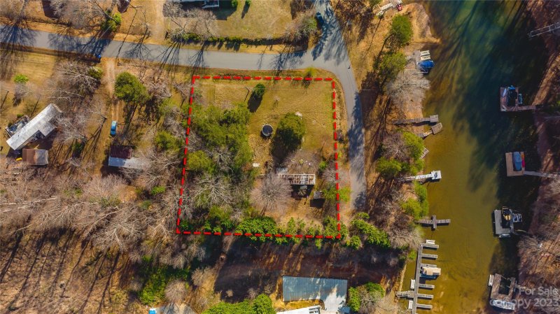 Property image 3 at 158 Cove View Drive, Mooresville, NC 28117