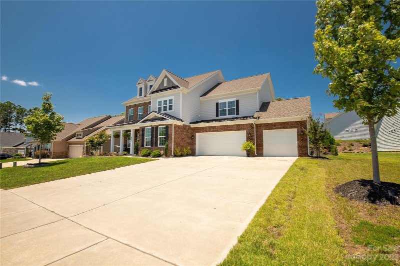 Property image 2 at 931 Chippenham Avenue, Lancaster, SC 29720