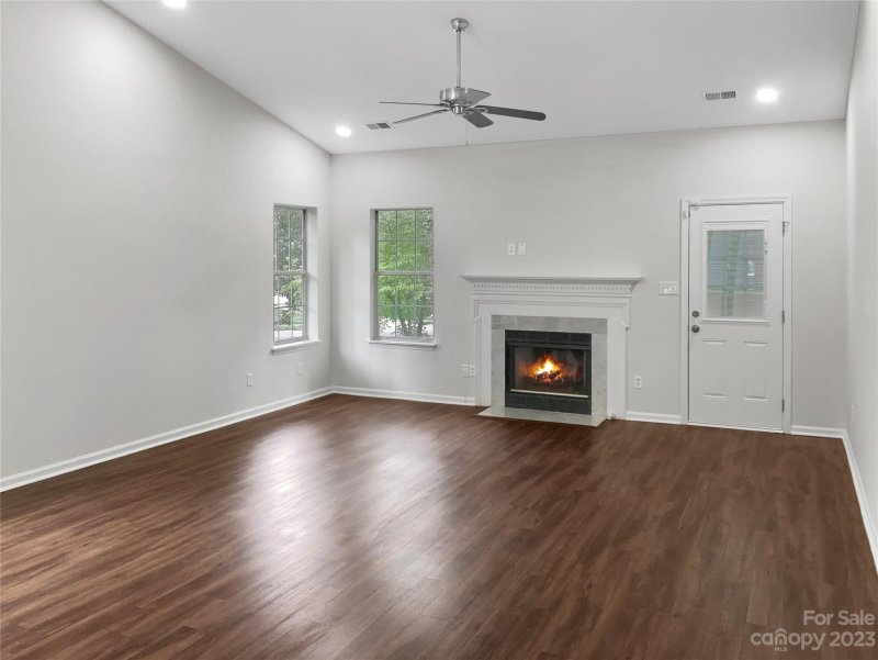 Property image 3 at 5611 Cherry Bluff Court, Charlotte, NC 28216