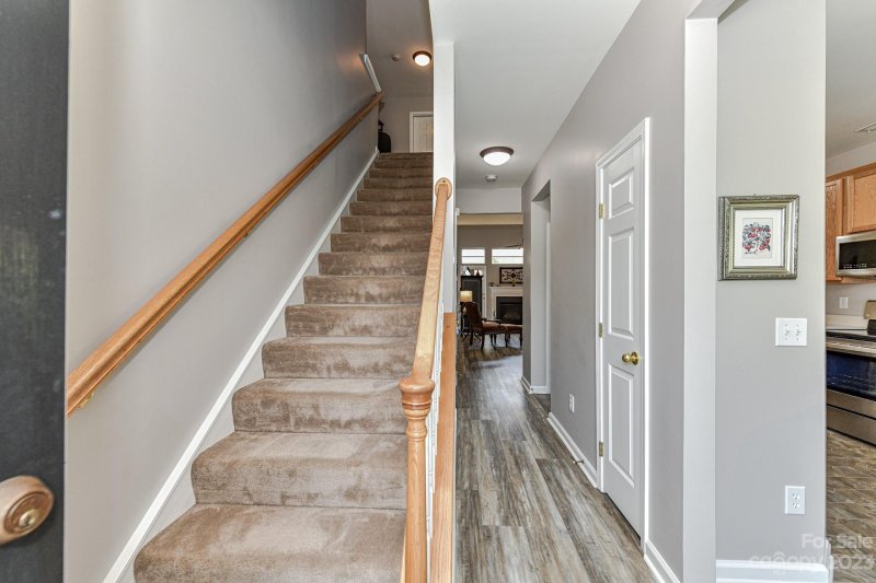 Property image 3 at 419 Foilage Court, Lake Wylie, SC 29710
