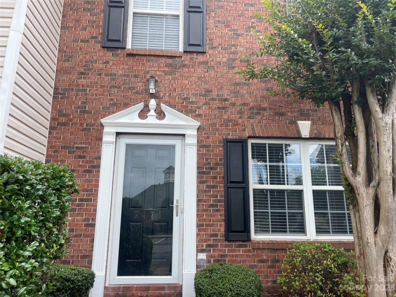 Property image 3 at 7471 Bluff Point Lane, Denver, NC 28037