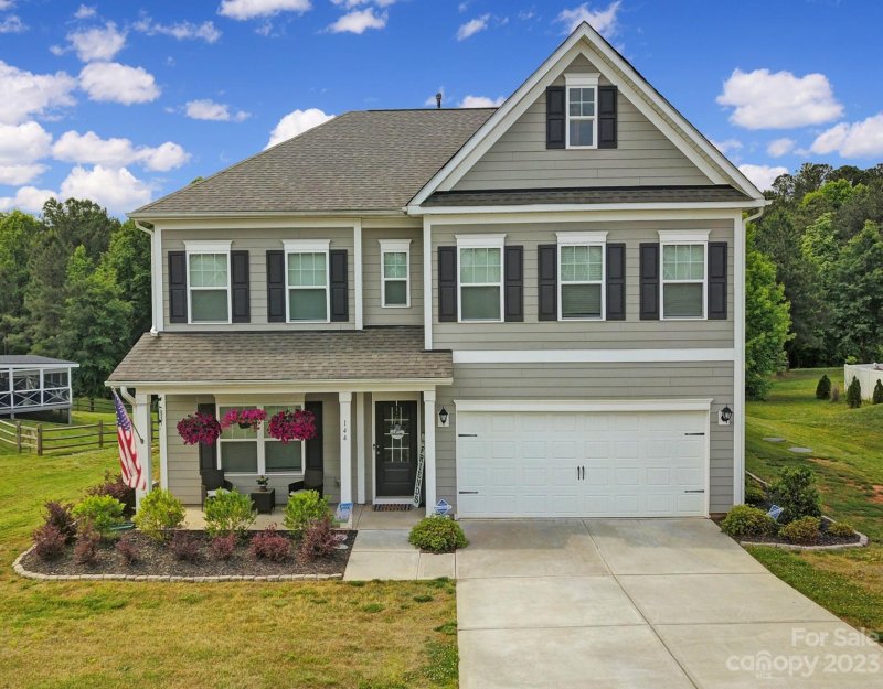Property image 2 at 144 Sierra Chase Drive, Statesville, NC 28677