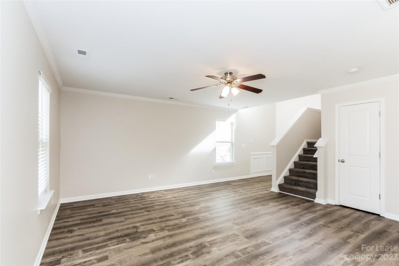 Property image 4 at 847 Rook Road, Charlotte, NC 28216