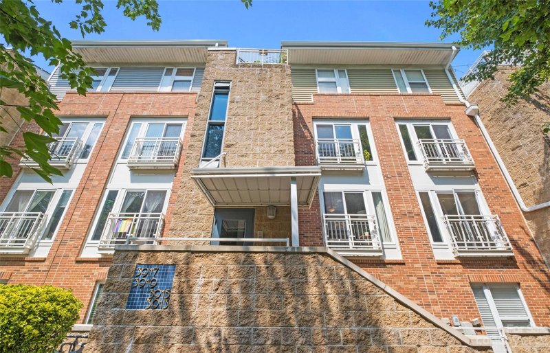 Property image 3 at 3913 Picasso Court, Charlotte, NC 28205