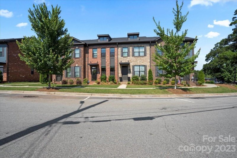 Property image 2 at 268 Linestowe Drive, Belmont, NC 28012