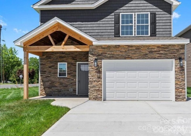 Property image 3 at 2538 Snow Creek Road, Hickory, NC 28601