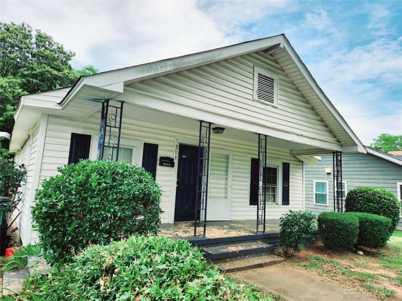 Property image 2 at 301 Skyland Avenue, Charlotte, NC 28205