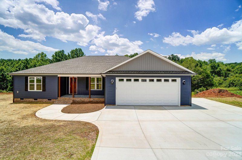 Property image 3 at 3485 Storybrook Lane, Sherrills Ford, NC 28673