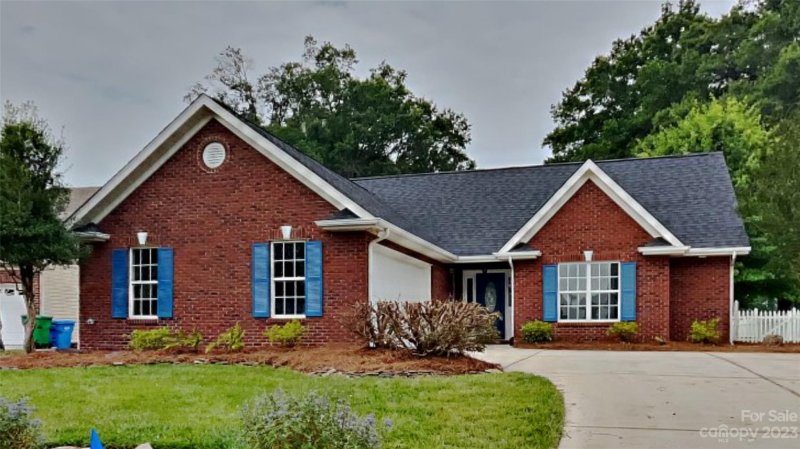 105 Merrifield Drive