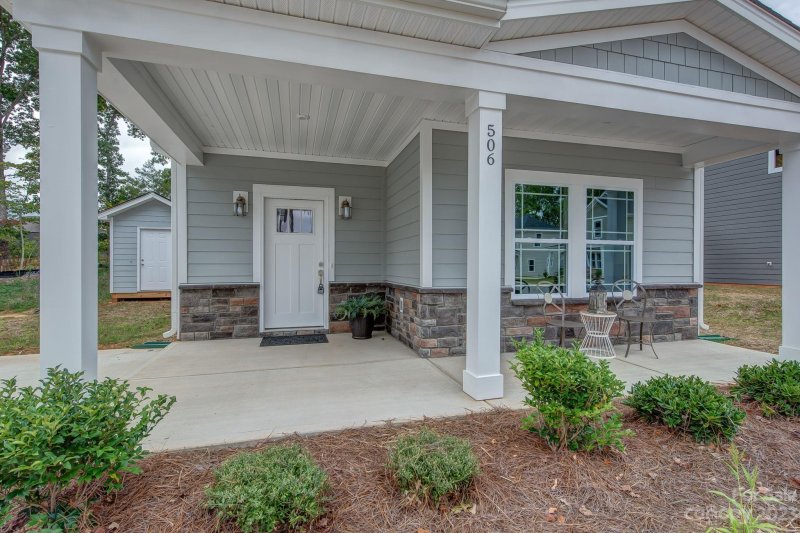 Property image 2 at 506 Geneva Circle, Gastonia, NC 28056