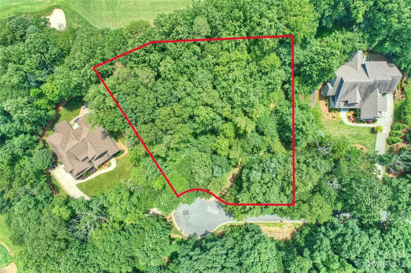 Property image 2 at 306 Lord Court, Cramerton, NC 28032