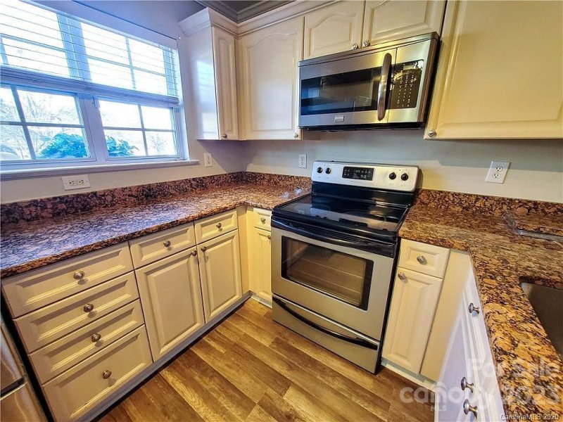 Property image 5 at 3667 Melrose Cottage Drive, Matthews, NC 28105