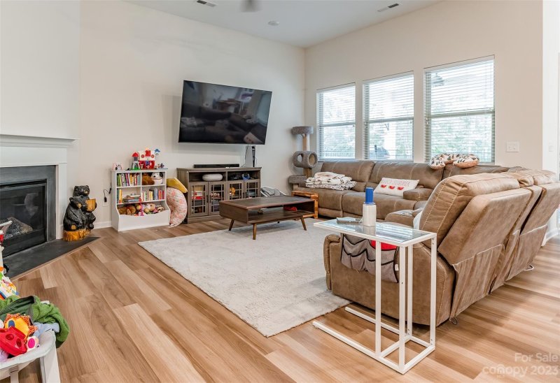 Property image 2 at 562 Rustlewood Way, Rock Hill, SC 29732