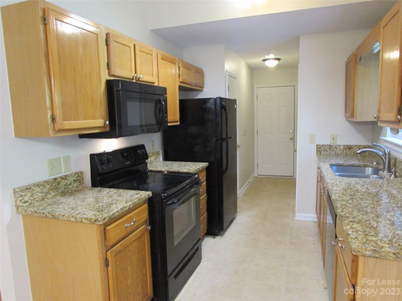 Property image 2 at 112 Milbros Lane, Mooresville, NC 28117