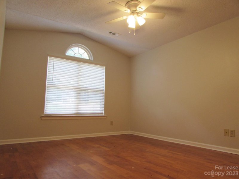 Property image 5 at 112 Milbros Lane, Mooresville, NC 28117