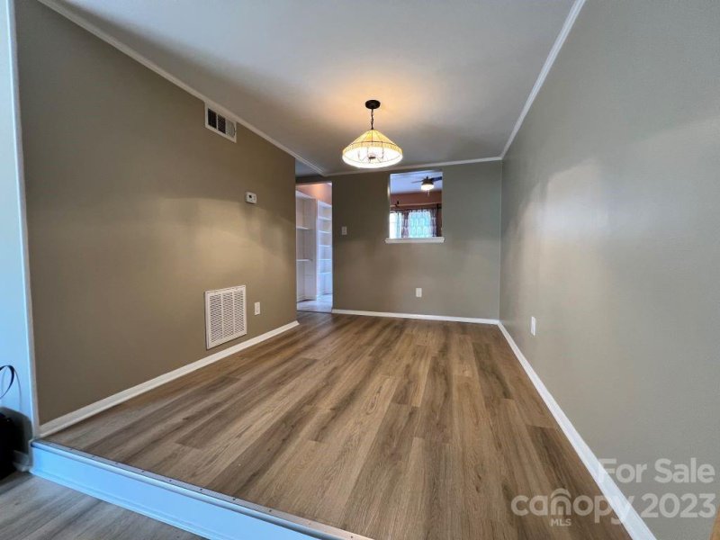 Property image 5 at 3724 Winding Creek Lane, Charlotte, NC 28226