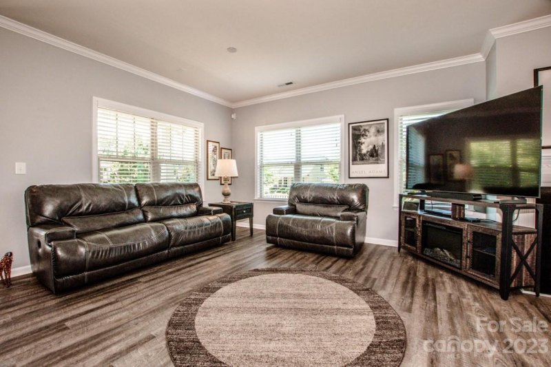 Property image 3 at 103 Canter Lane, Mooresville, NC 28115