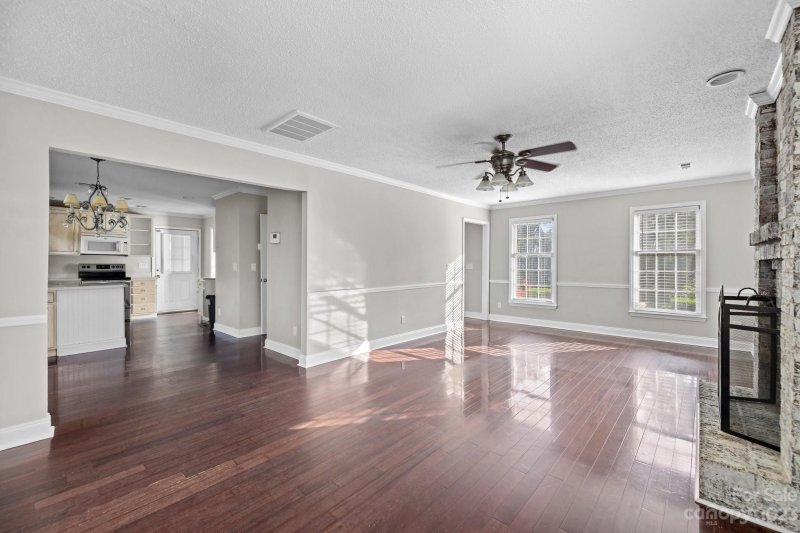 Property image 5 at 9710 Manus Court, Matthews, NC 28105