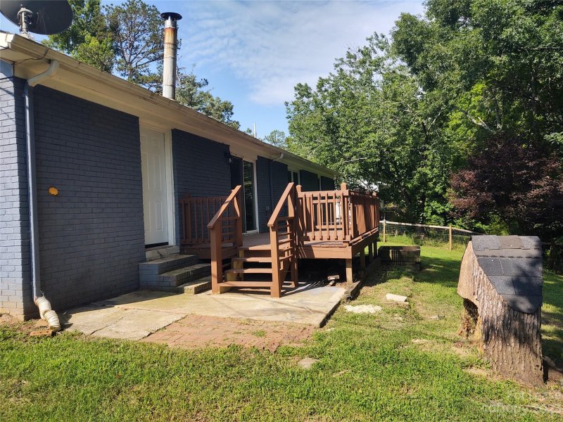 Property image 2 at 1109 Sharon Drive, Waxhaw, NC 28173