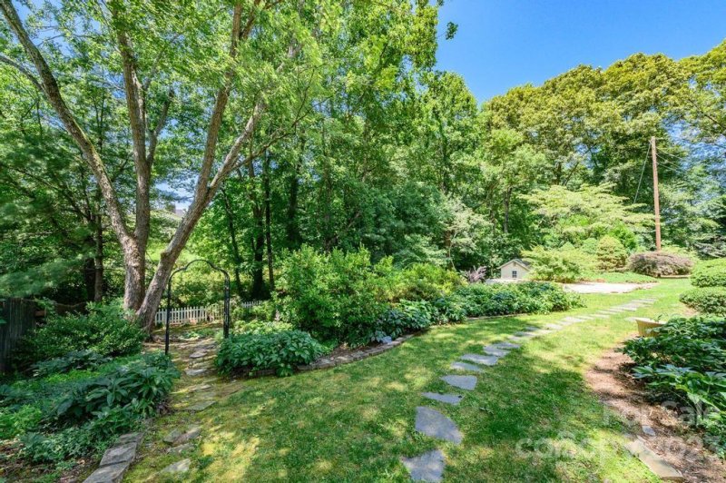 Property image 3 at 3805 22nd Street Court, Hickory, NC 28601