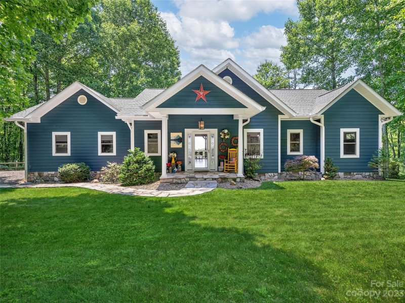 Property image 2 at 978 Brandywine Road, Waynesville, NC 28786