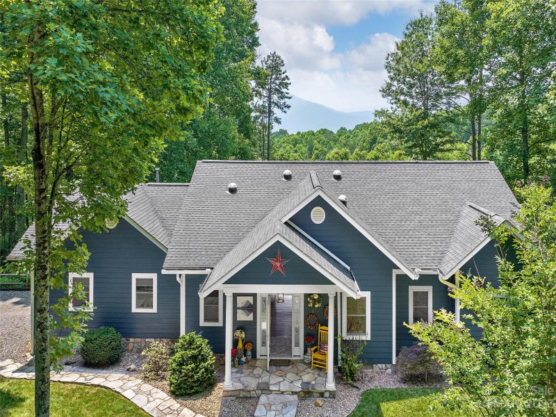 Property image 3 at 978 Brandywine Road, Waynesville, NC 28786