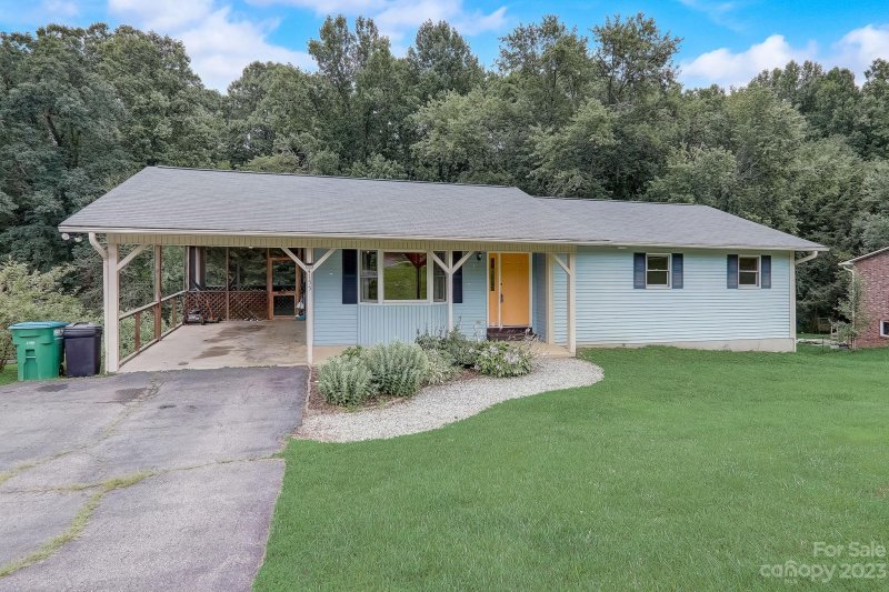 Property image 3 at 4155 Turnpike Road, Horse Shoe, NC 28742