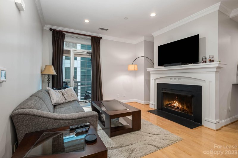 Property image 3 at 435 S Tryon Street, Charlotte, NC 28202