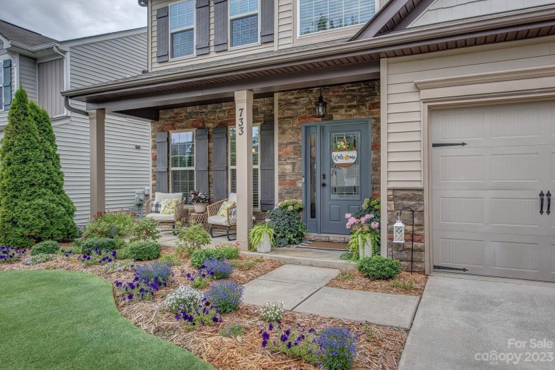 Property image 3 at 733 Centennial Street, Gastonia, NC 28056