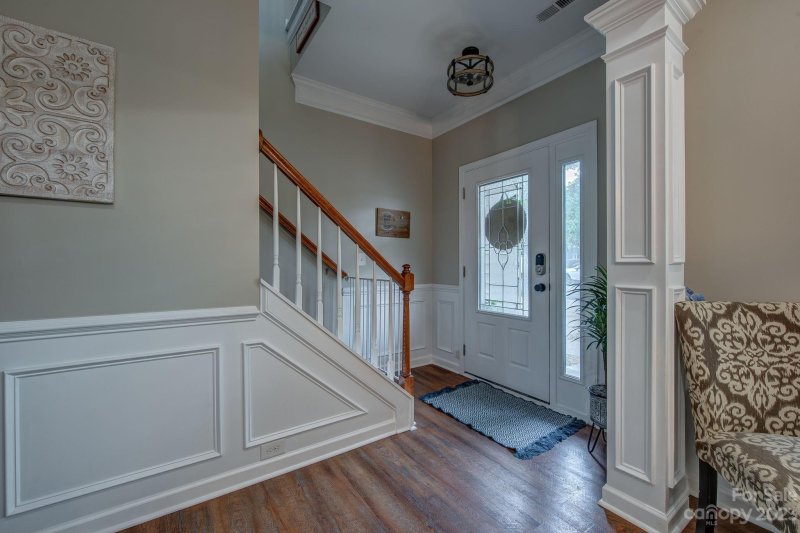 Property image 4 at 733 Centennial Street, Gastonia, NC 28056