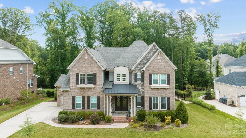 125 Eden Hollow Lane