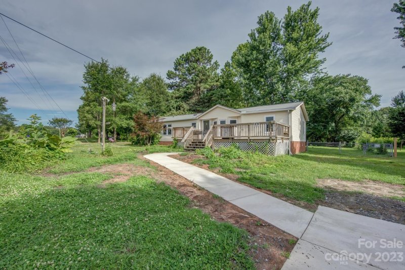 Property image 2 at 1003 Ashebrook Park Road, Dallas, NC 28034