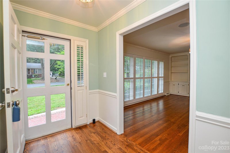 Property image 5 at 324 Chadmore Drive, Charlotte, NC 28270