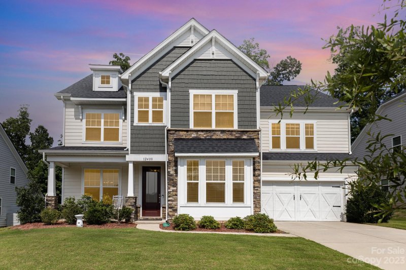 12408 Green Ash Lane