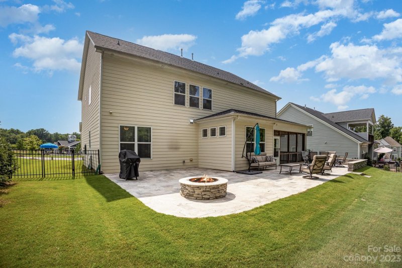 Property image 2 at 12408 Green Ash Lane, Charlotte, NC 28215