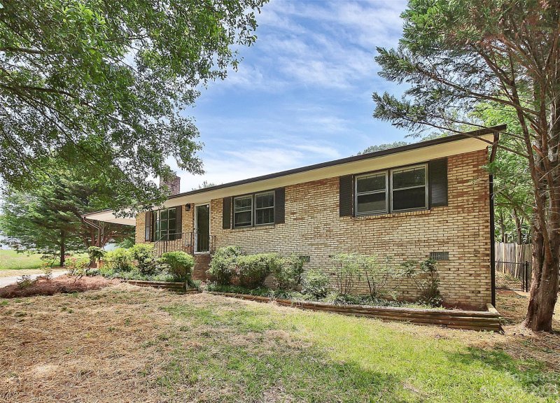 Property image 4 at 3709 Stoneman Drive, Gastonia, NC 28056