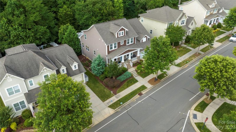 Property image 4 at 11724 Bradford Park Drive, Davidson, NC 28036