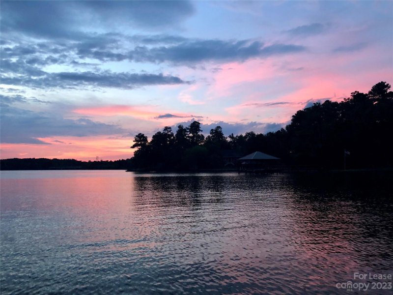 Property image 4 at 9816 Emerald Point Drive, Charlotte, NC 28278