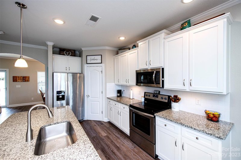 Property image 3 at 664 Cape Fear Street, Fort Mill, SC 29715