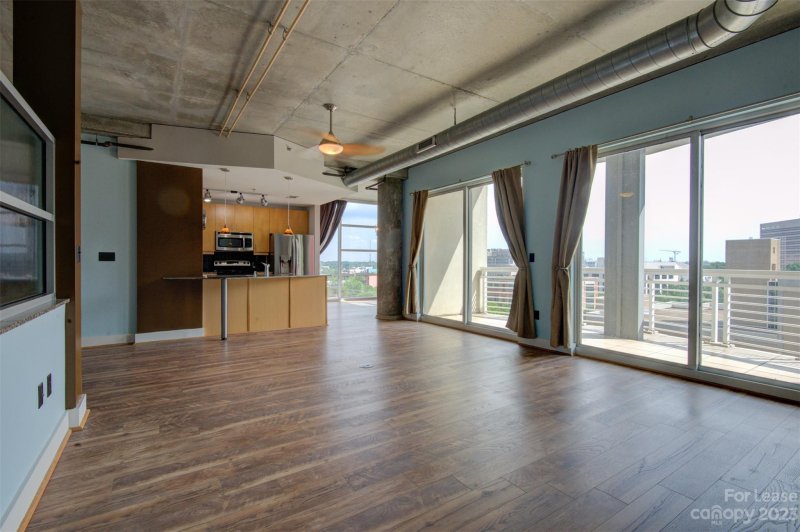 Property image 5 at 505 E 6th Street, Charlotte, NC 28202