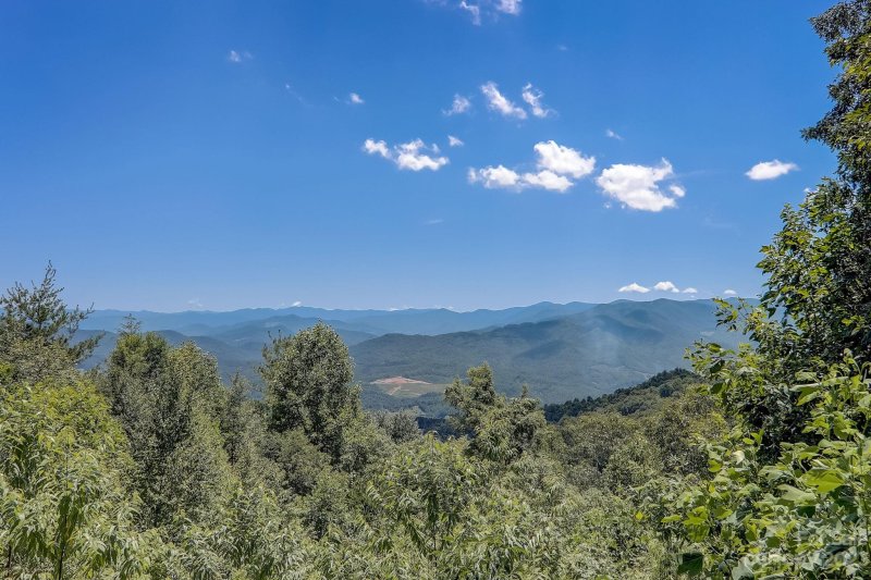 Property image 5 at 121 Windswept Way, Clyde, NC 28721