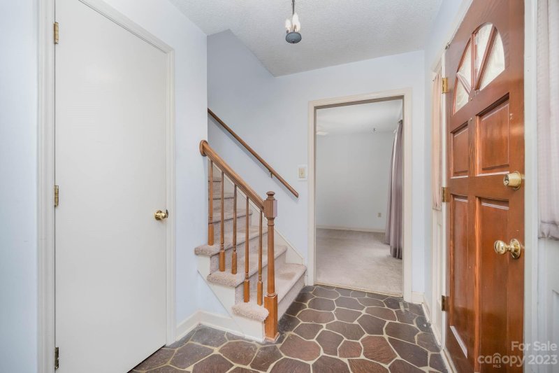 Property image 4 at 5128 Chestnut Lake Drive, Charlotte, NC 28227