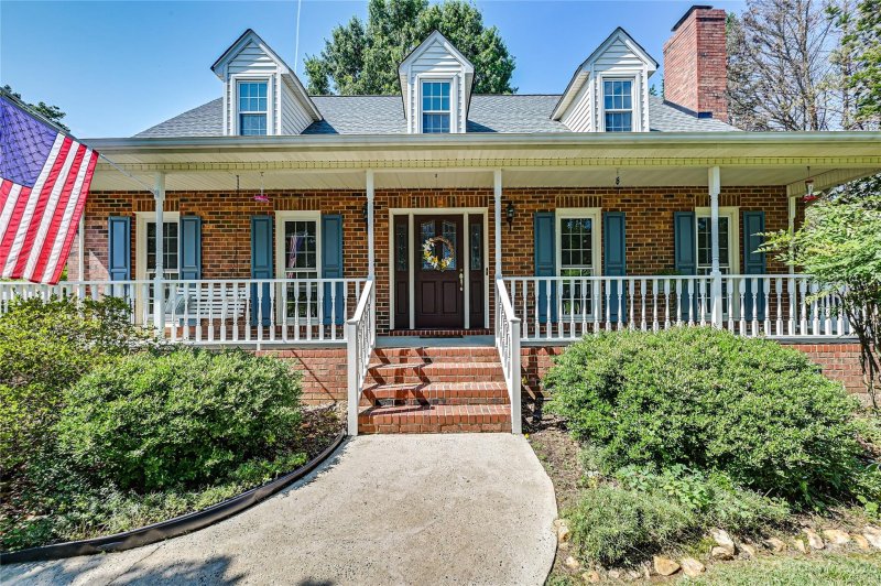 Property image 3 at 4262 Mackenzie Court, Concord, NC 28027