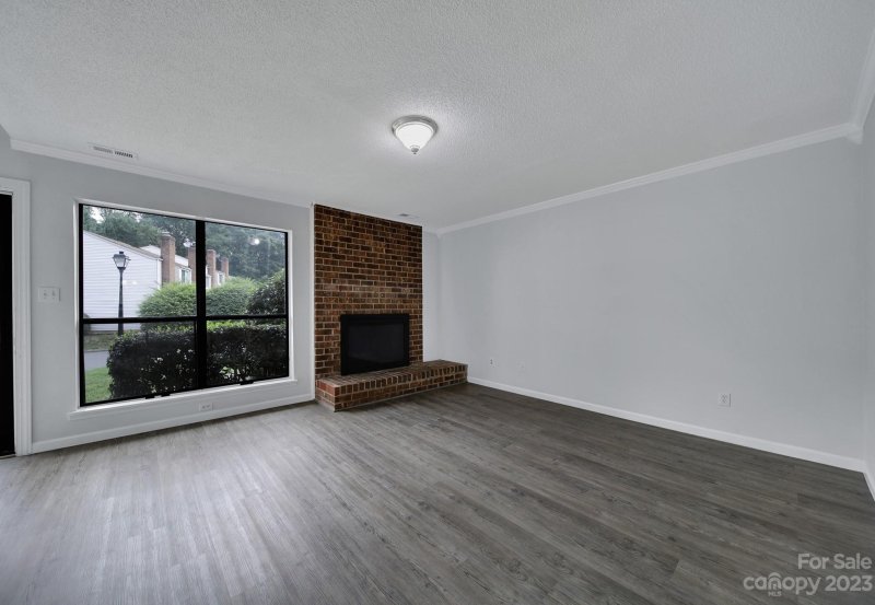 Property image 4 at 10973 Carmel Crossing Road, Charlotte, NC 28226