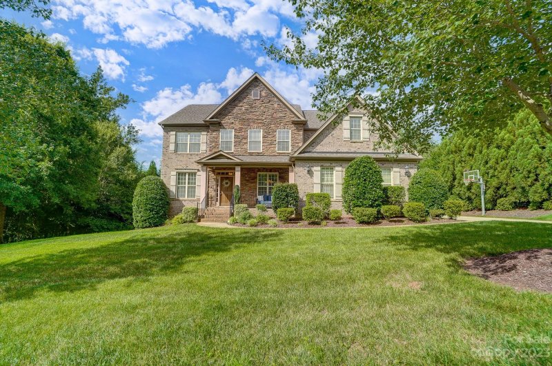 Property image 2 at 630 Wisteria Walk Way, Fort Mill, SC 29715