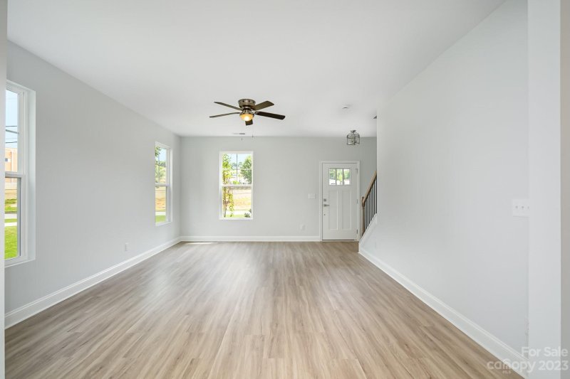 Property image 4 at 145 Baucom Street, Charlotte, NC 28216