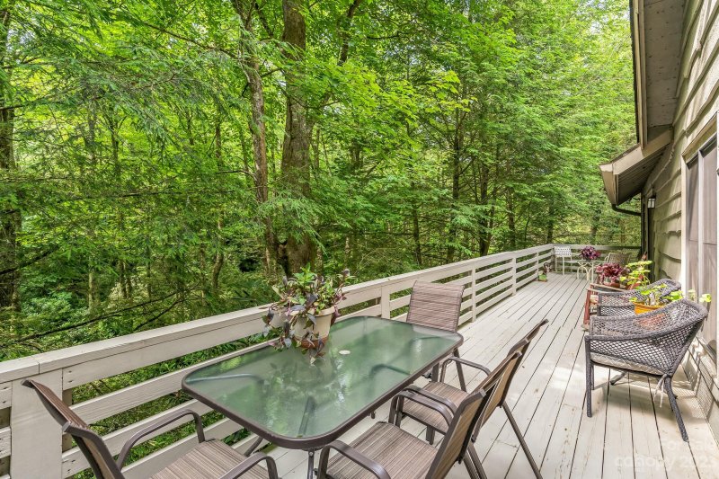 Property image 3 at 483 Cone Road, Blowing Rock, NC 28605