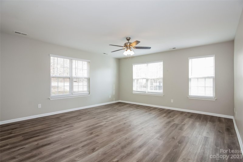 Property image 4 at 1135 Larkspur Lane, Dallas, NC 28034