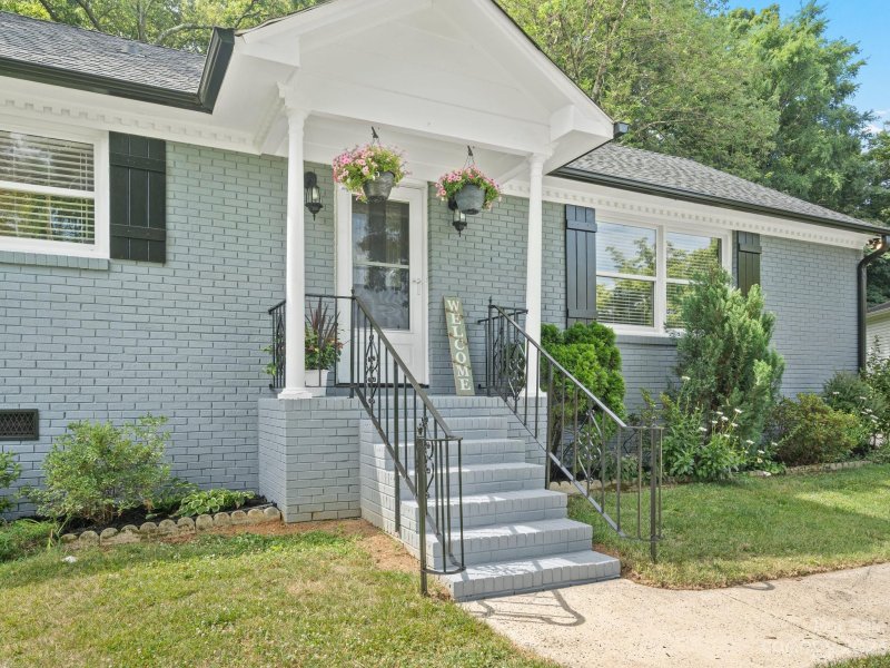 Property image 2 at 559 Crocus Court, Charlotte, NC 28217